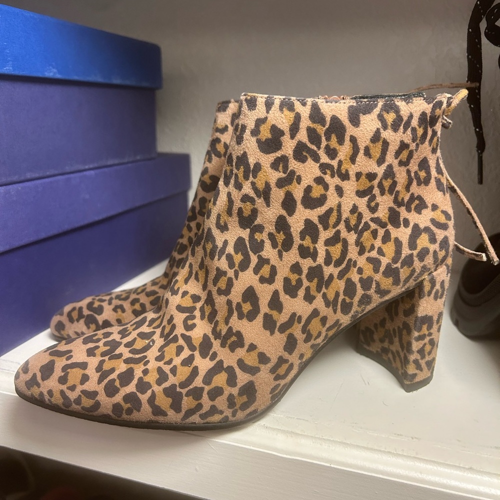 Stuart Weitzman, Lofty Bootie, Leopard Print, Bro… - image 7
